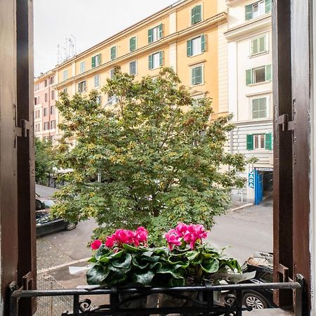 Domus Pietrae Apartment Rome Bagian luar foto