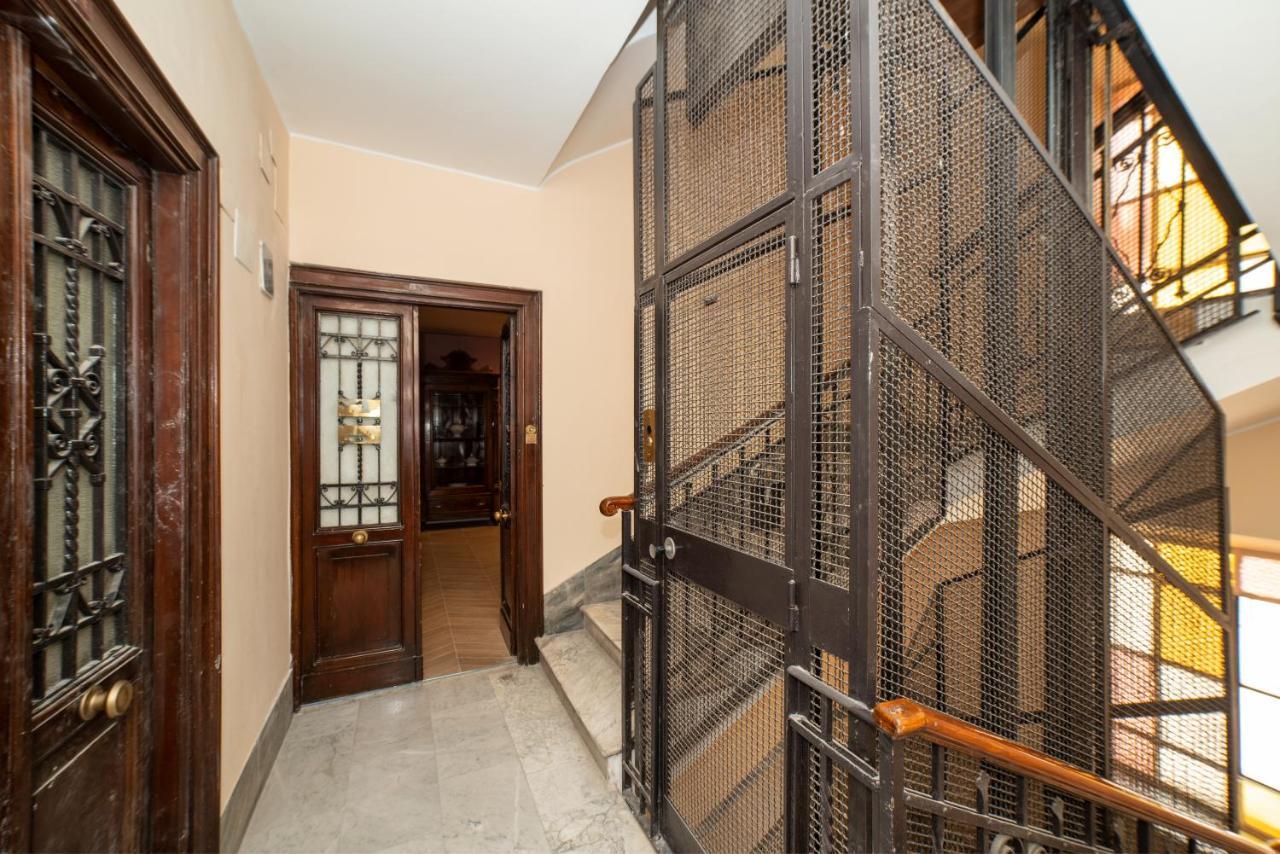 Domus Pietrae Apartment Rome Bagian luar foto